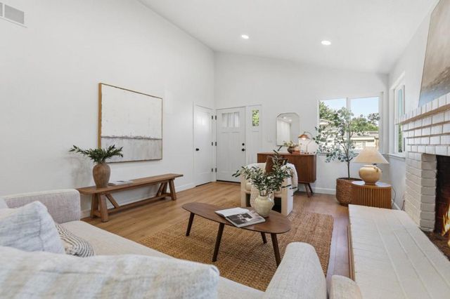 232 Loupe Court, Gilroy, CA 95020