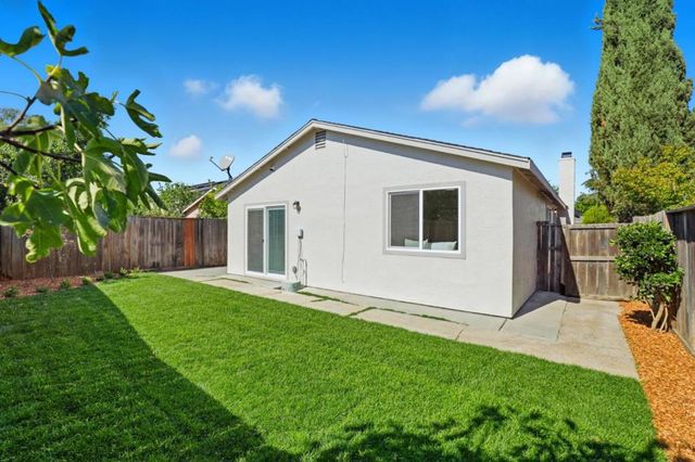 232 Loupe Court, Gilroy, CA 95020