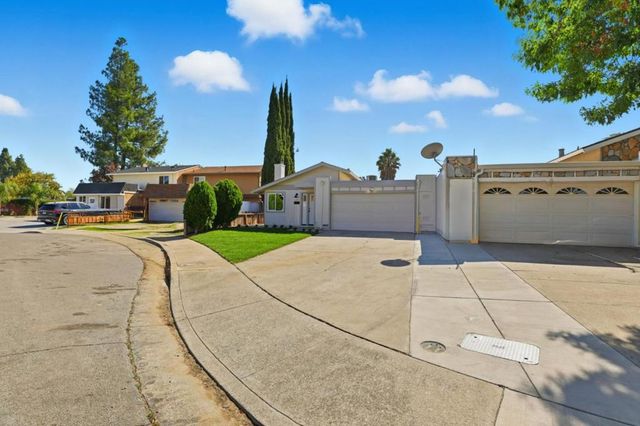 232 Loupe Court, Gilroy, CA 95020