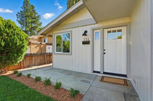 232 Loupe Court, Gilroy, CA 95020