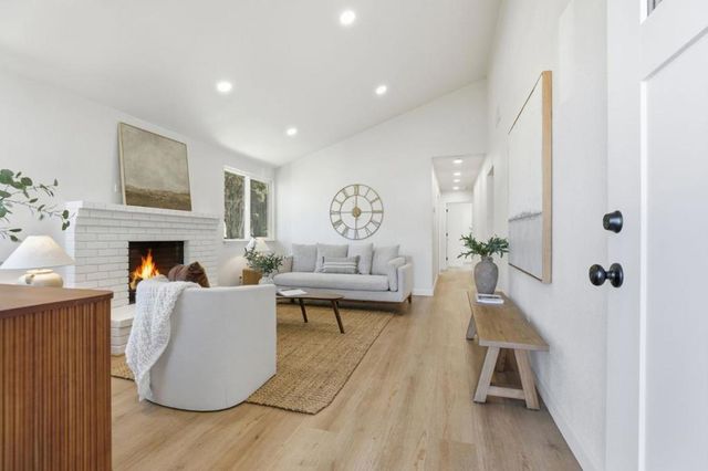 232 Loupe Court, Gilroy, CA 95020