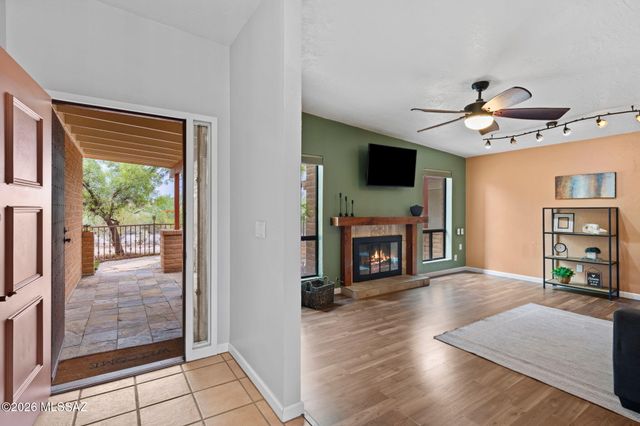 10231 E Discovery Drive, Tucson, AZ 85748