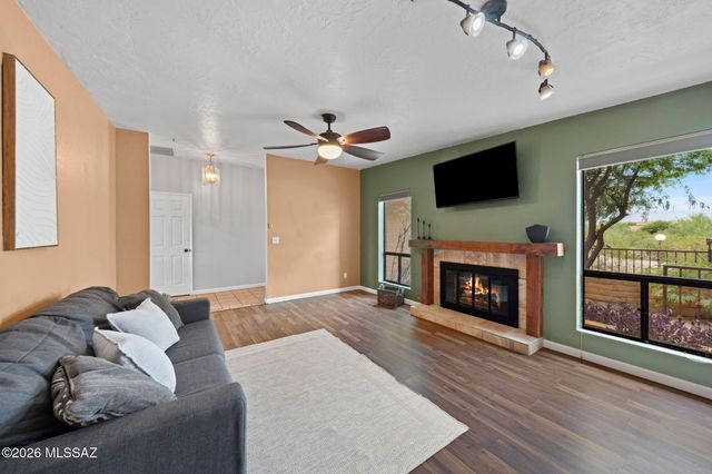 10231 E Discovery Drive, Tucson, AZ 85748