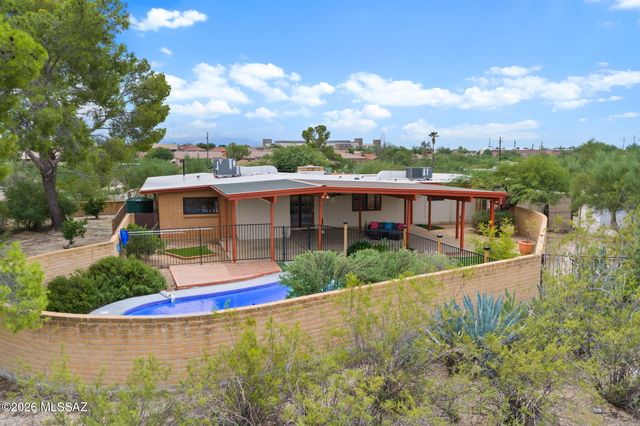 10231 E Discovery Drive, Tucson, AZ 85748