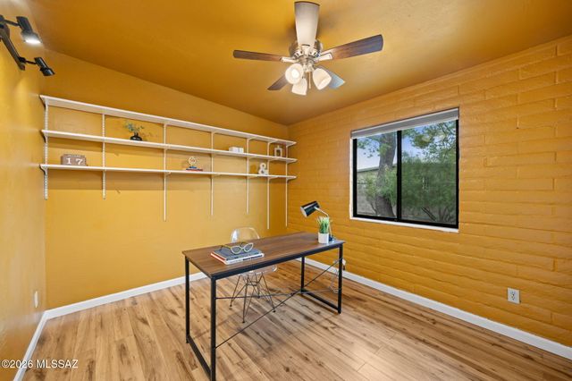 10231 E Discovery Drive, Tucson, AZ 85748