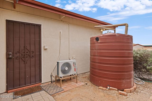 10231 E Discovery Drive, Tucson, AZ 85748