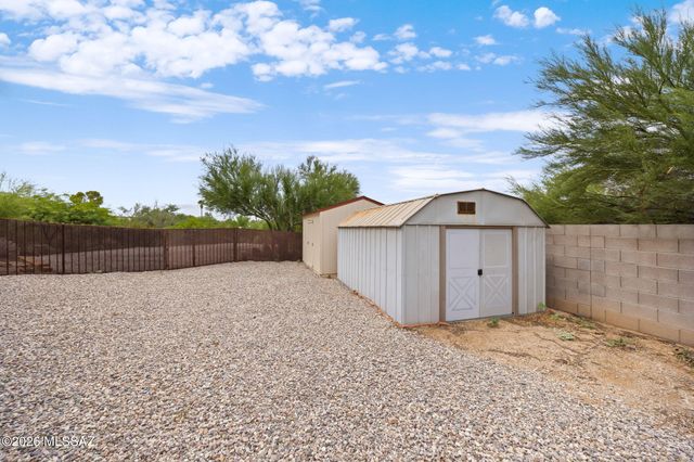 10231 E Discovery Drive, Tucson, AZ 85748