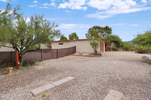10231 E Discovery Drive, Tucson, AZ 85748