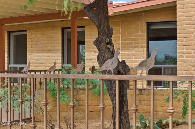 10231 E Discovery Drive, Tucson, AZ 85748