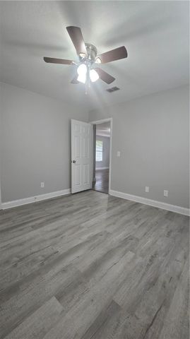 1325 17th Court SW, Vero Beach, FL 32962