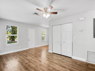 1325 17th Court SW, Vero Beach, FL 32962