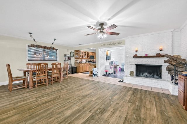 112 S Wood Avenue, Denison, TX 75020