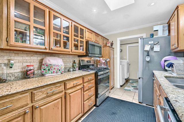 112 S Wood Avenue, Denison, TX 75020