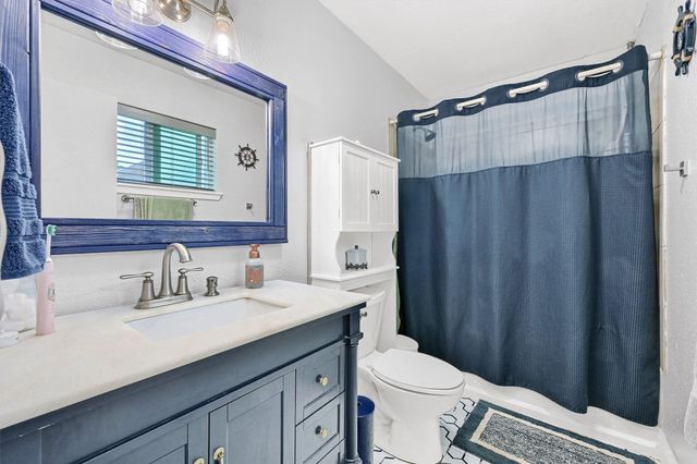 112 S Wood Avenue, Denison, TX 75020