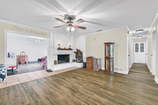 112 S Wood Avenue, Denison, TX 75020
