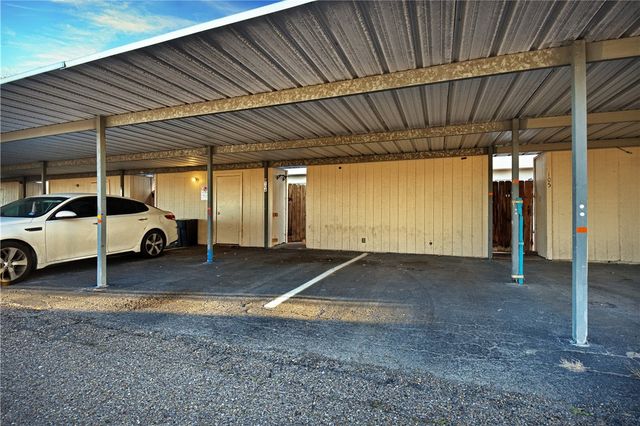 6702 Everhart H104, Corpus Christi, TX 78413