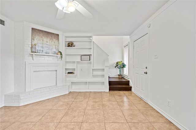 6702 Everhart H104, Corpus Christi, TX 78413