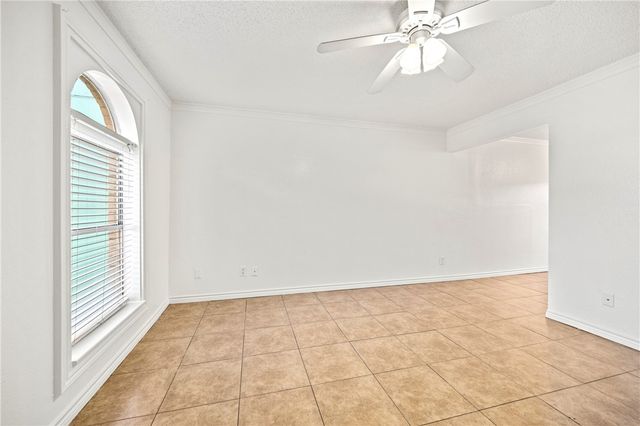 6702 Everhart H104, Corpus Christi, TX 78413