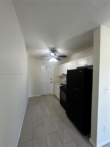 26447 SW 139th Ave 26447, Homestead, FL 33032