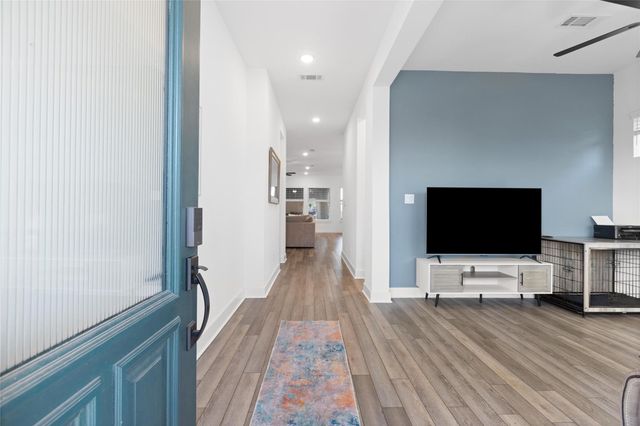 18526 Parkland Row Drive, Cypress, TX 77433