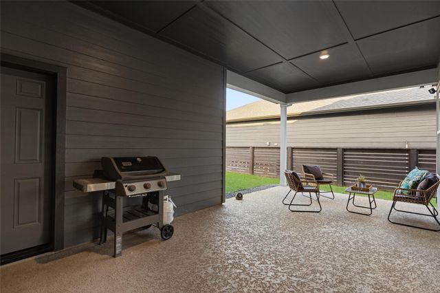 18526 Parkland Row Drive, Cypress, TX 77433