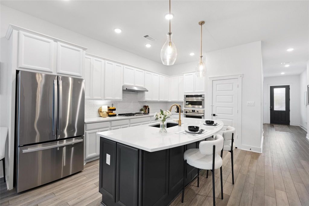 18526 Parkland Row Drive, Cypress, TX 77433