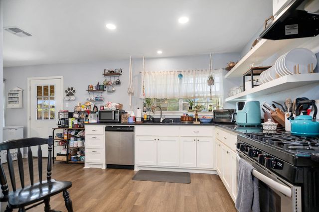 103 Quail Ridge Drive, Nacogdoches, TX 75961