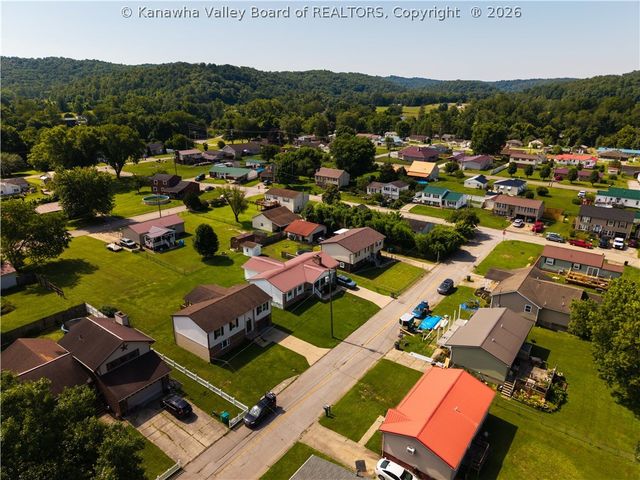 106 Pinehurst Drive, Tornado, WV 25202