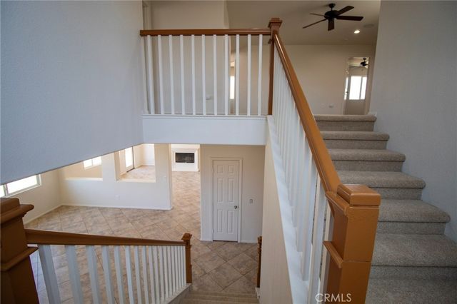 702 Suncup Circle, Hemet, CA 92543