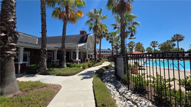702 Suncup Circle, Hemet, CA 92543