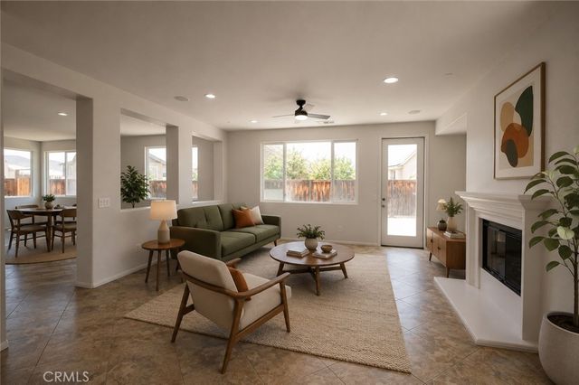 702 Suncup Circle, Hemet, CA 92543