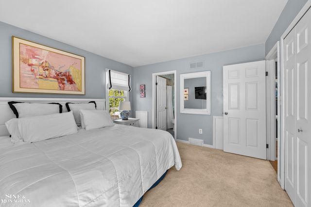 23276 Robert John Street, Saint Clair Shores, MI 48080