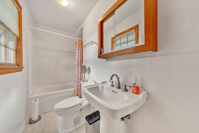 5033 McNeil Mill RD, Rocky Mount, VA 24151