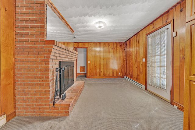 5033 McNeil Mill RD, Rocky Mount, VA 24151