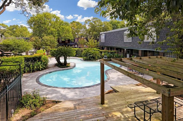 9031 Gaylord Street 136, Houston, TX 77024