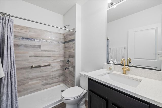 9646 TRONCAIS CIRCLE, Thonotosassa, FL 33592