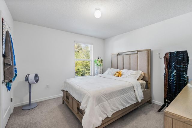 9646 TRONCAIS CIRCLE, Thonotosassa, FL 33592