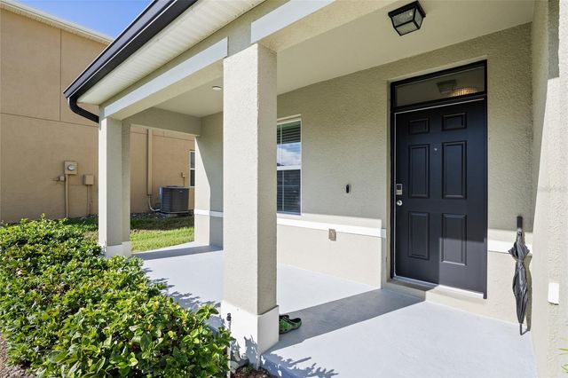 9646 TRONCAIS CIRCLE, Thonotosassa, FL 33592