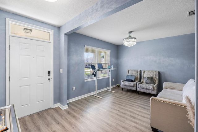 9646 TRONCAIS CIRCLE, Thonotosassa, FL 33592