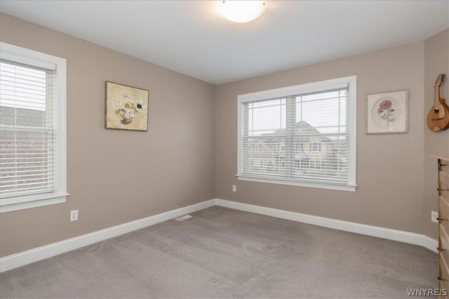 91 Avalon Meadows Drive, Amherst, NY 14051