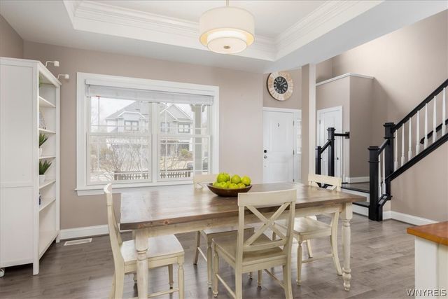 91 Avalon Meadows Drive, Amherst, NY 14051