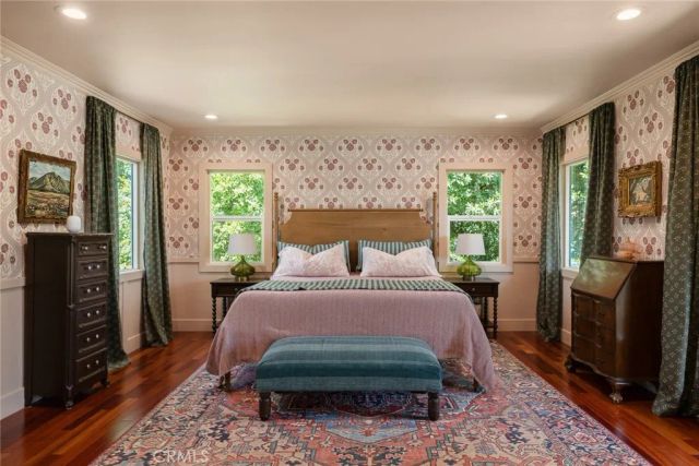 441 N Barranca, Glendora, CA 91741