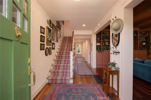 441 N Barranca, Glendora, CA 91741