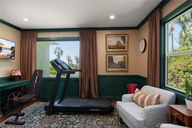 441 N Barranca, Glendora, CA 91741