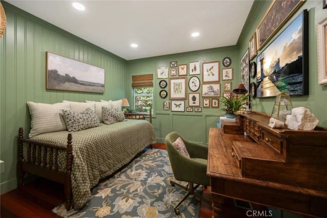 441 N Barranca, Glendora, CA 91741