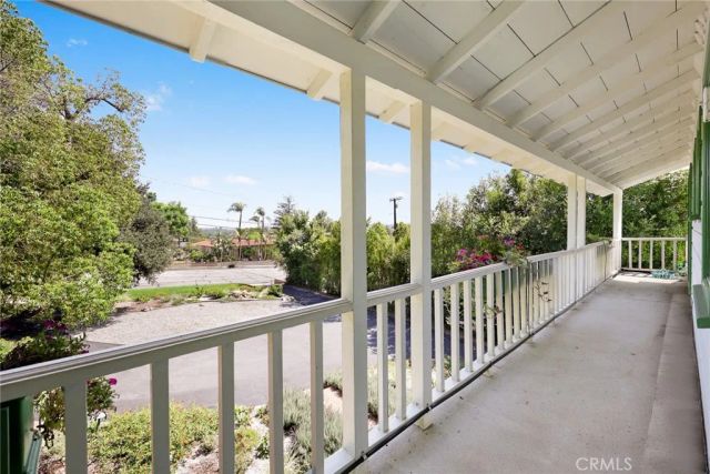 441 N Barranca, Glendora, CA 91741