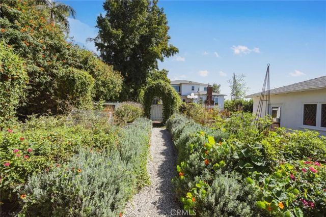 441 N Barranca, Glendora, CA 91741