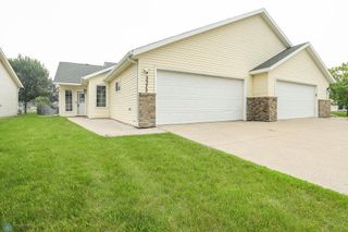 3372 38th Street S, Moorhead, MN 56560