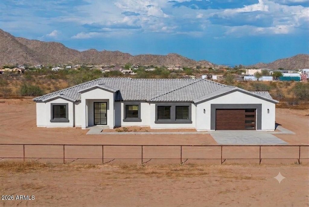 8233 N Nicole Road, Casa Grande, AZ 85194 — exterior