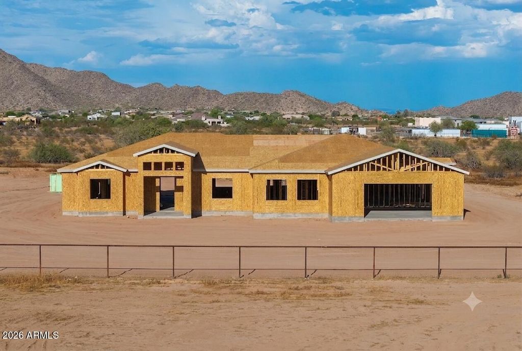 8233 N Nicole Road, Casa Grande, AZ 85194 — photo 2